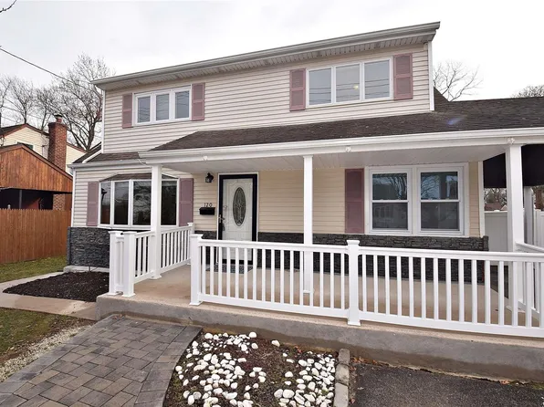 120 Greenwood Drive, North Babylon, NY 11703