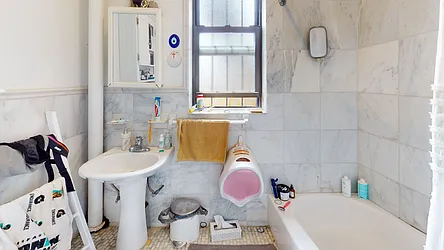 Rented by Bond New York