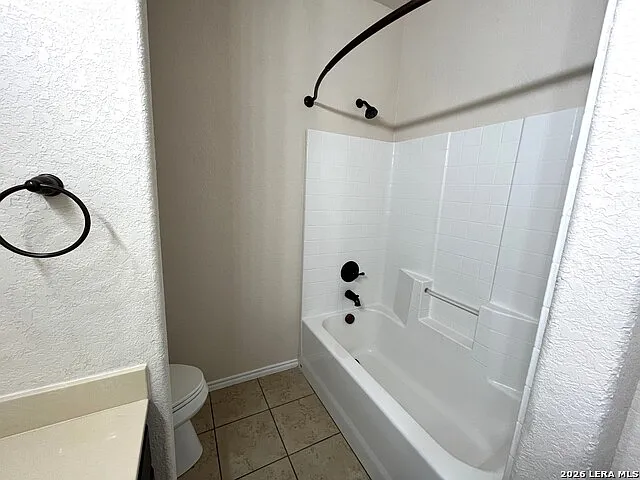 685 Creekside Cir — Photo 17