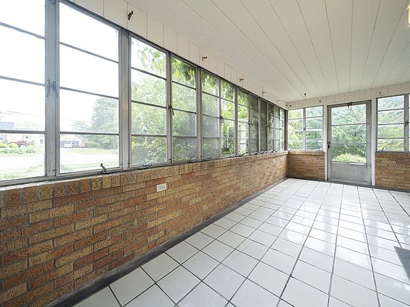 Enclosed Front Porch