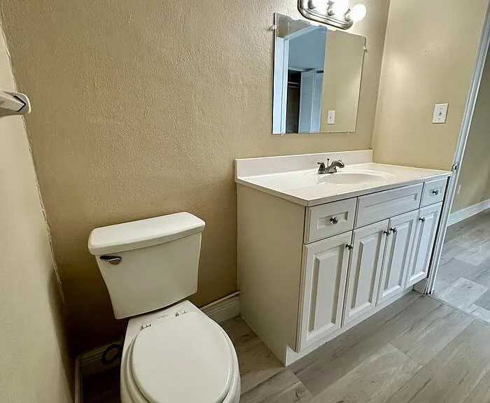 1830 Maravilla Ave #321 — Photo 21