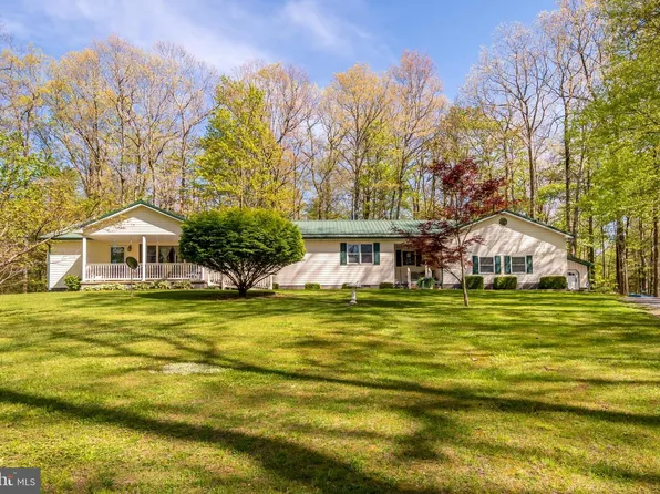 100 W Youghiogheny Dr, Aurora, WV 26705