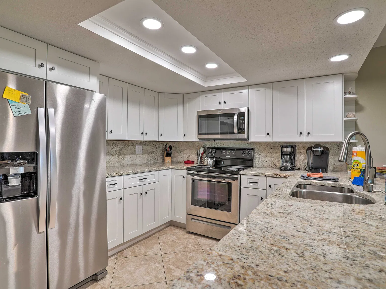 2 bed, 1100 sqft, $3,300 — Photo 4