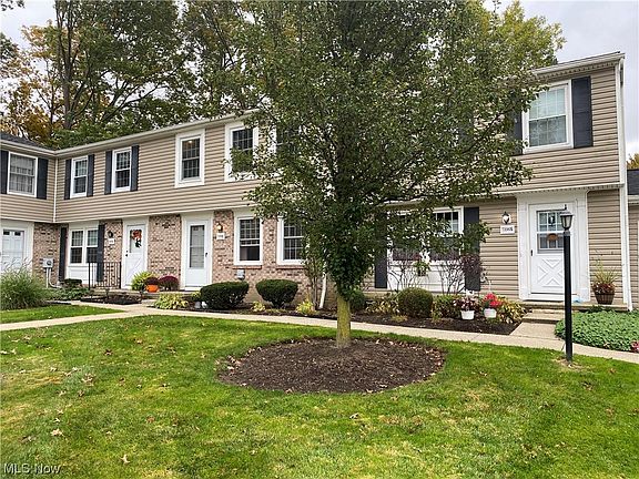 2nd image of 7398 S Chestnut Commons Dr