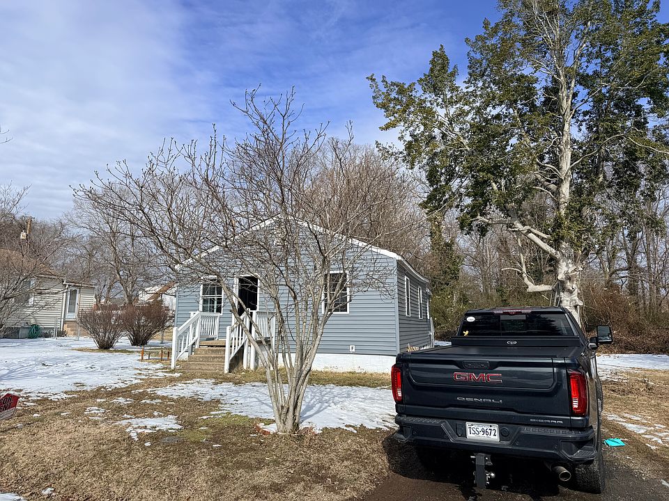 1st image of 6612 Cozy Ln