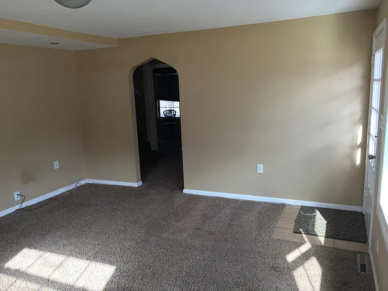 2944 S 9th Pl — Photo 9