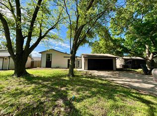 1123 W 4th St, Haysville, KS 67060