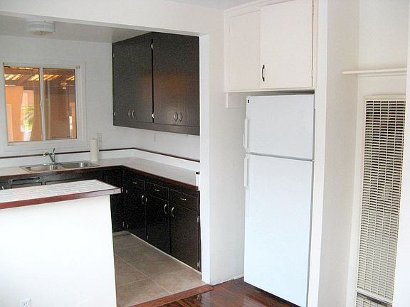 5th image of 6743 S Elman St
