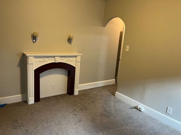 219-221 N Mulberry St #2