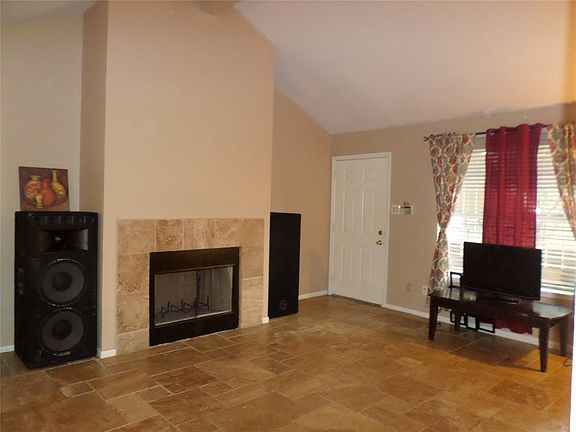 3rd image of 10202 Forum Park Dr APT 60