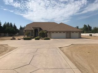 3215 W McKinley Ave, Fresno, CA 93722