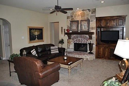 5th image of 2501 Windsor Castle Way