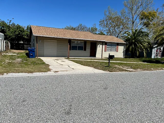 $1650 3 Bed/ 2 Bath house in New Port Richey — Photo 2
