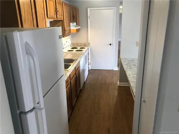 9501 Shannon Green Dr APT H, Charlotte, NC 28213