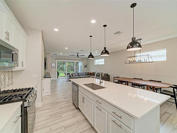 2nd image of 1079 WATERLINE COURT
