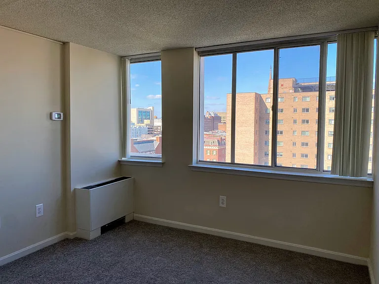 Gallery Tower — Photo 90