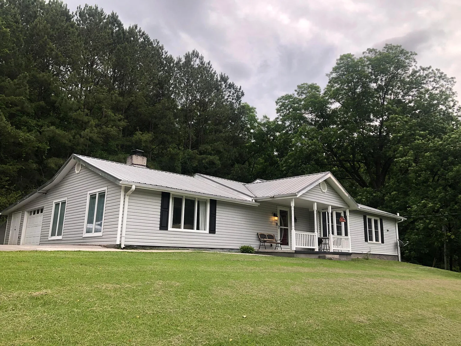 1184 Johnson Rd — Photo 3