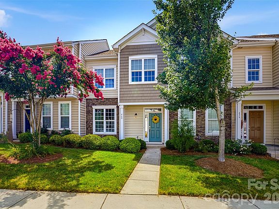 2nd image of 460 Spring Gardens Dr