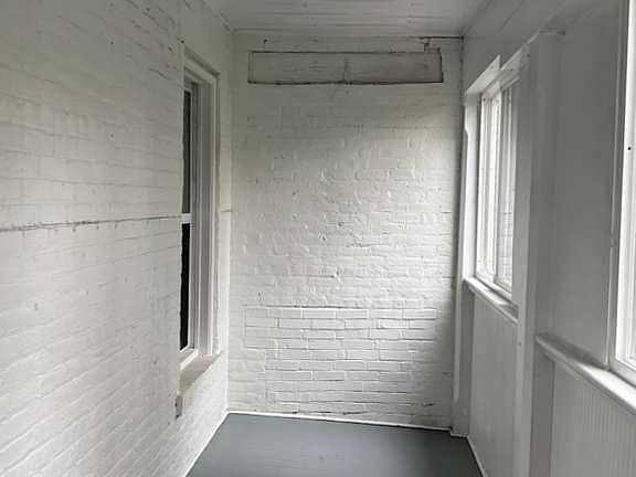 5th image of 889 Rombach Ave #11457050