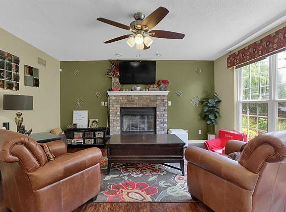 5th image of 7010 Stoney Creek Dr