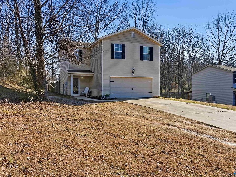 1st image of 311 Jacks Rd