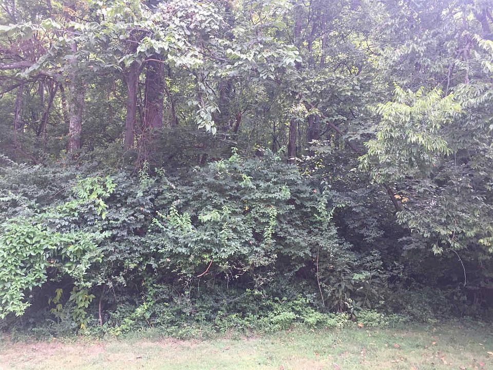 2nd image of 6321 Waterford Dr