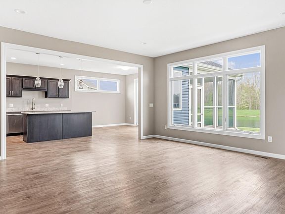 4th image of 1508 Monte Carlo Dr