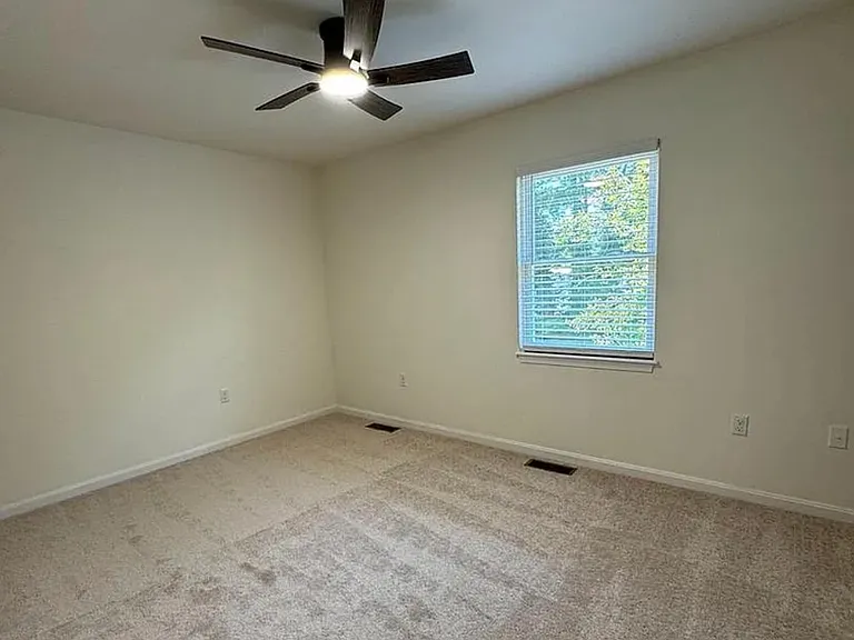 723 Hemlock St #1 — Photo 19