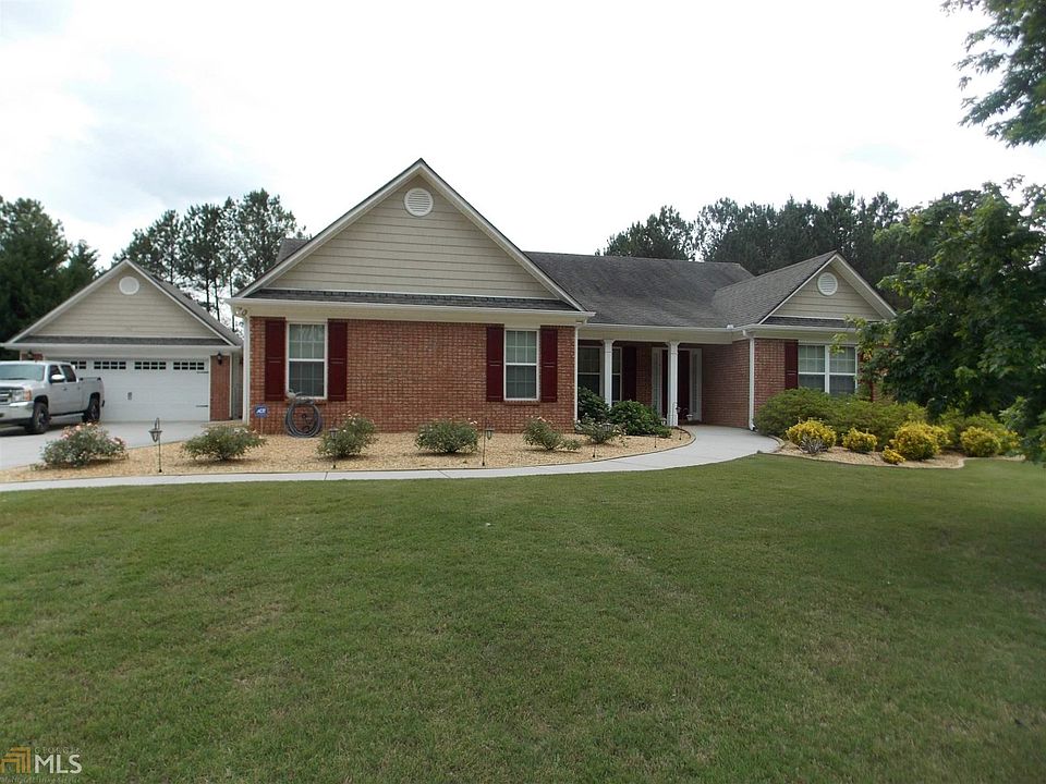 1st image of 901 Golden Meadows Ln