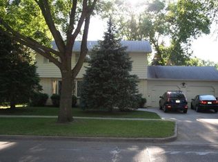 1230 Elm St N, Fargo, ND 58102