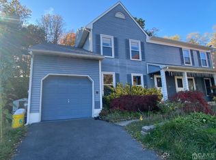 62 Buttonwood Dr, East Brunswick, NJ 08816