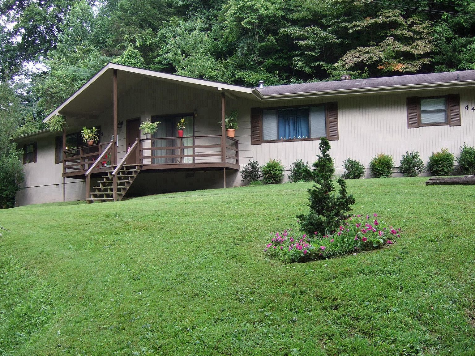 445 Dudley Creek Rd, Gatlinburg, TN 37738 | Zillow