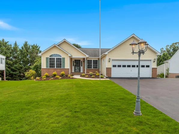 311 Snowfall Way, Westminster, MD 21157