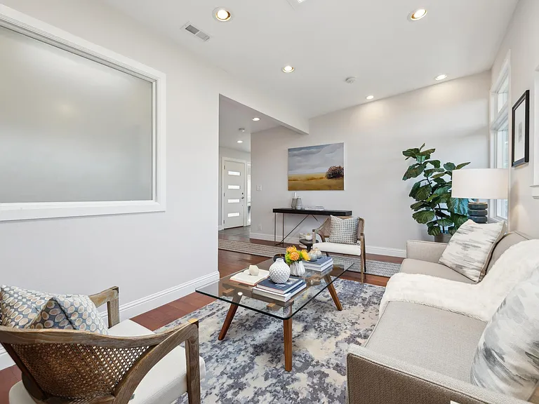 1131 W California Ave — Photo 20