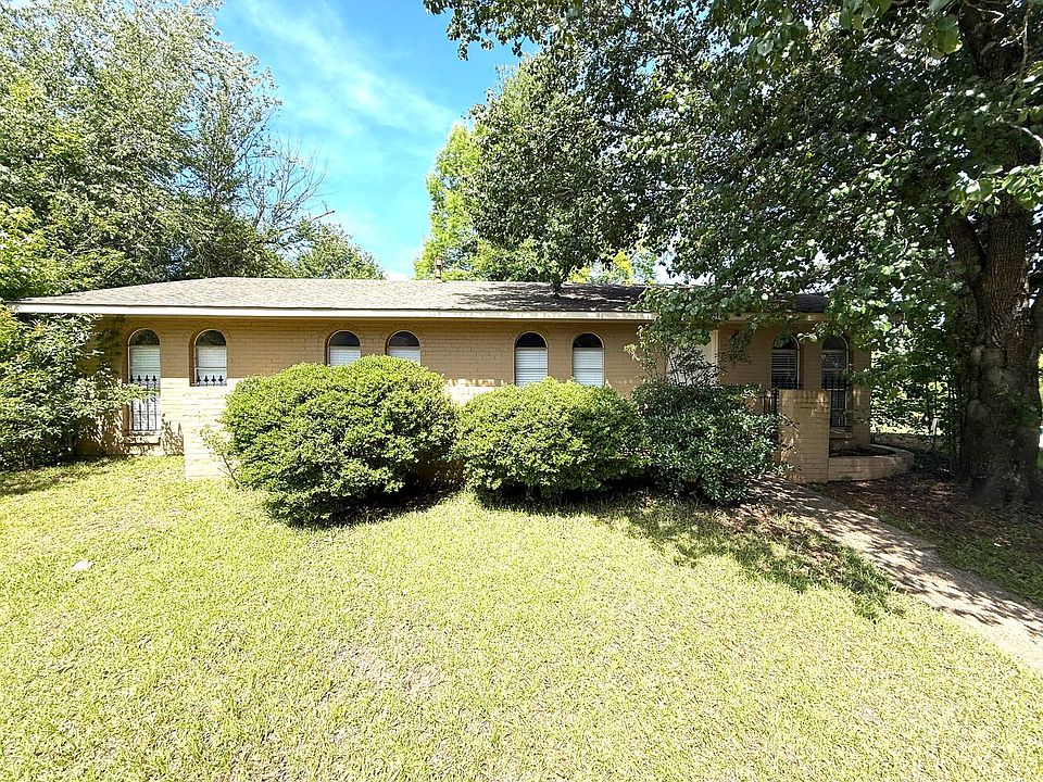 1st image of 535 Lawndale Ln