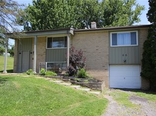 66 Blair Rd, Eighty Four, PA 15330