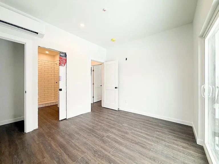 71 Perrin St #1 — Photo 17