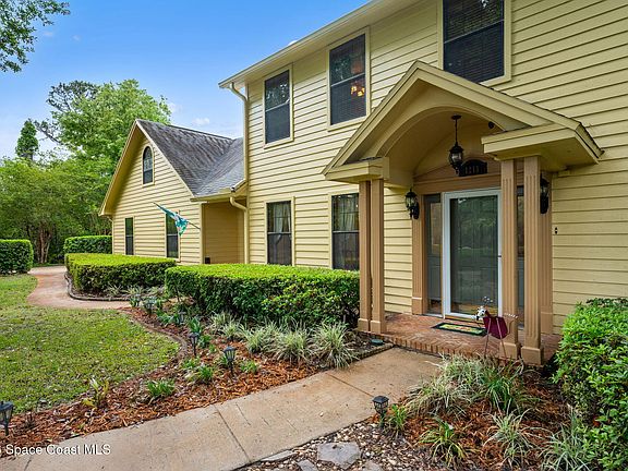 4th image of 1213 Sand Pine Cir