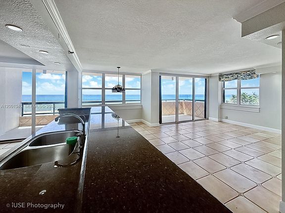3rd image of 2555 Collins Ave APT 711