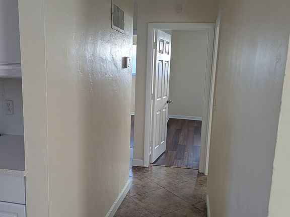 5th image of 1011 NW 90th St