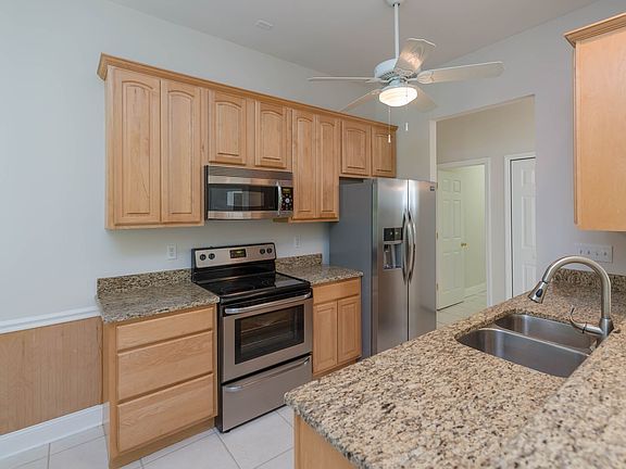 4th image of 119 Belles Chase Ct
