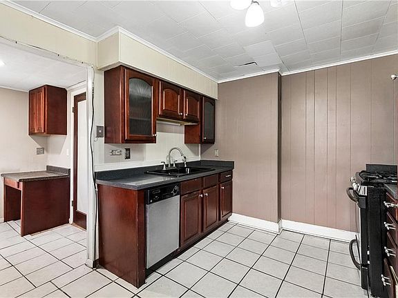 3rd image of 1333-31 Elmira Ave