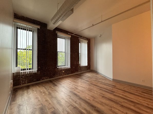 309 Delaware St APT 203
