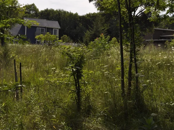 1027 N Wells St, Gary, IN 46403