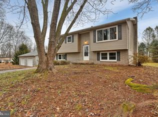 335 E Butter Rd, York, PA 17404