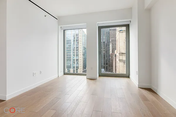 Rented by CORE | media 16