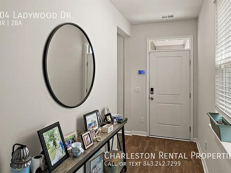 704 Ladywood Dr — Photo 8