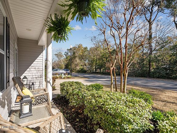 5th image of 829 Lea Landing Drive