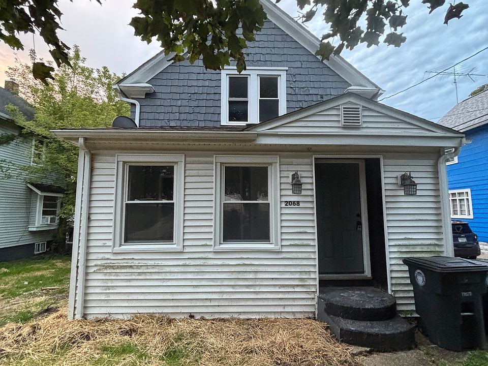 1st image of 2068 17th St SW