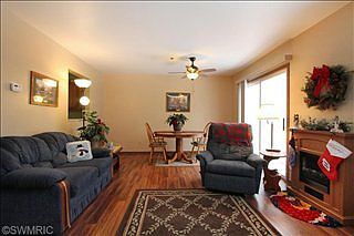 3rd image of 4044 Woodrush Ln NW